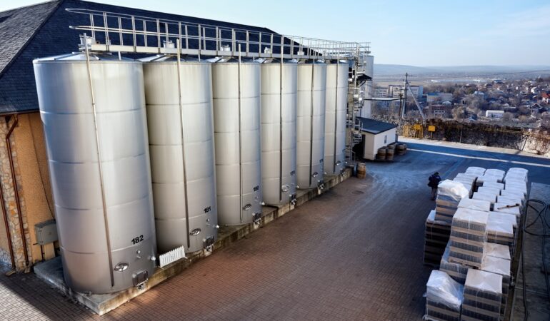 عزل خزانات المياه بالباسكو